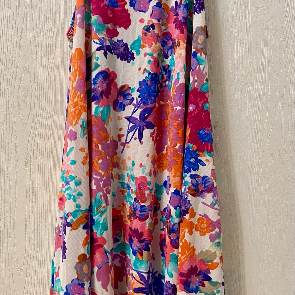 Floral Multicolor tank dress with pockets!
